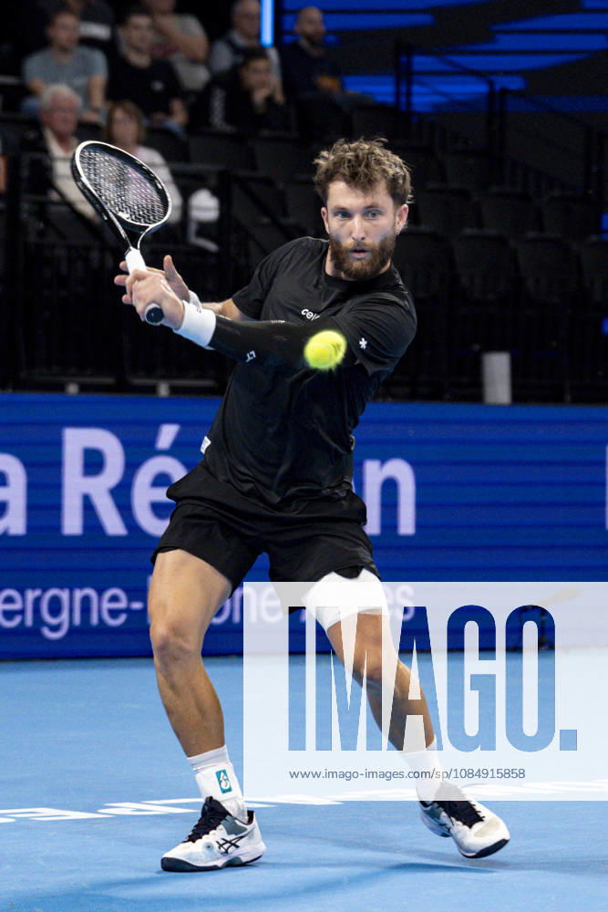 TENNIS : ATP, Tennis Herren 250 - Grand Prix Tennis AURA - Decines (France) 23 10 2026 Corentin MOUTET (FRA) vs Tommy PAUL (USA) during the tournament of the Auvergne Rhône-Alpes Grand Prix at the LDLC Arena in Décines on October 23, 2026. Photo Sandrine Thesillat PsNewZ