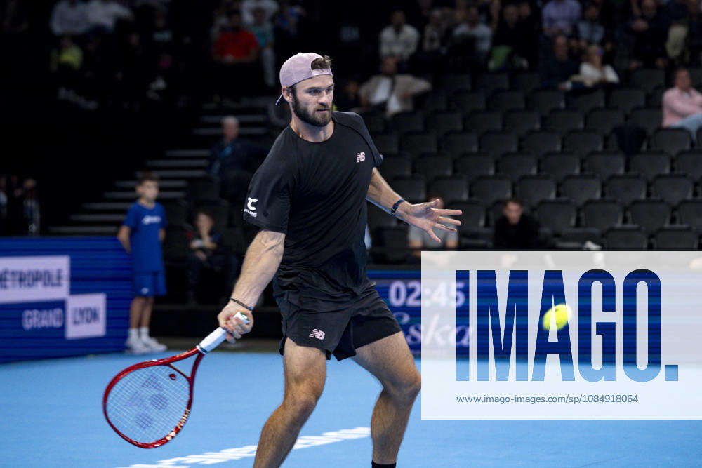 TENNIS : ATP, Tennis Herren 250 - Grand Prix Tennis AURA - Decines (France) 23 10 2026 Corentin MOUTET (FRA) vs Tommy PAUL (USA) during the tournament of the Auvergne Rhône-Alpes Grand Prix at the LDLC Arena in Décines on October 23, 2026. Photo Sandrine Thesillat PsNewZ