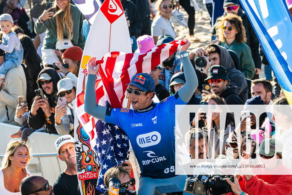 Griffin Colapinto celebrates after winning the final of Meo Rip Curl Pro Portugal at Praia dos Supertubos on October 23, 2026 in Peniche, Portugal. Peniche Portugal - ZUMAs391 20261023_znp_s391_010