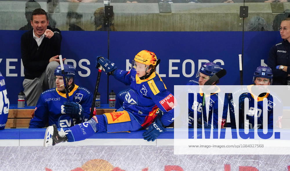 Zug Schweiz. Eishockey Herren Saison 2026-2027 EV Zug - HC Lausanne. Bild. Vinzenz Rohrer Topscorer, 86 Robin Nico Antenen,90 Tomas Tartar alle EV Zug Aktion