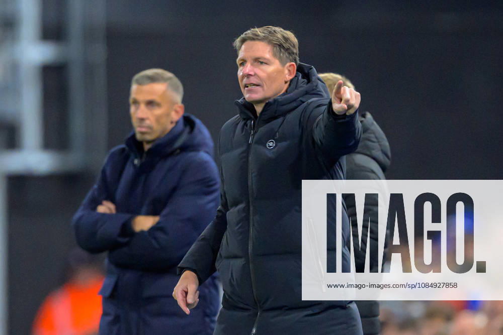 IPSWICH, ENGLAND OCTOBER 23 - Head Coach of Nottingham Forest Oliver Glasner during the Premier League game between Ipswich Town and Nottingham Forest at Portman Road on October 23, 2026 in Ipswich, England. (Photo by Keeran Marquis Sports Press Photo)