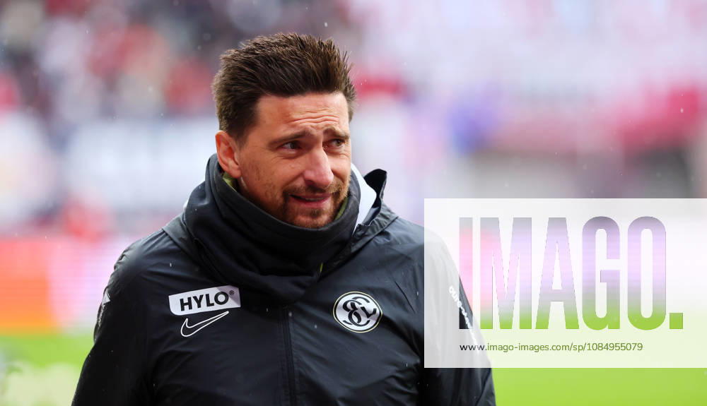 RB Leipzig - Elversberg Bundesliga Leipzig, 24.10.2026, Red Bull Arena, Fussball, Bundesliga, Spieltag 7 , RB Leipzig vs. SV 07 Elversberg , Im Bild: Trainer Vincent Wagner (SV Elversberg) ,