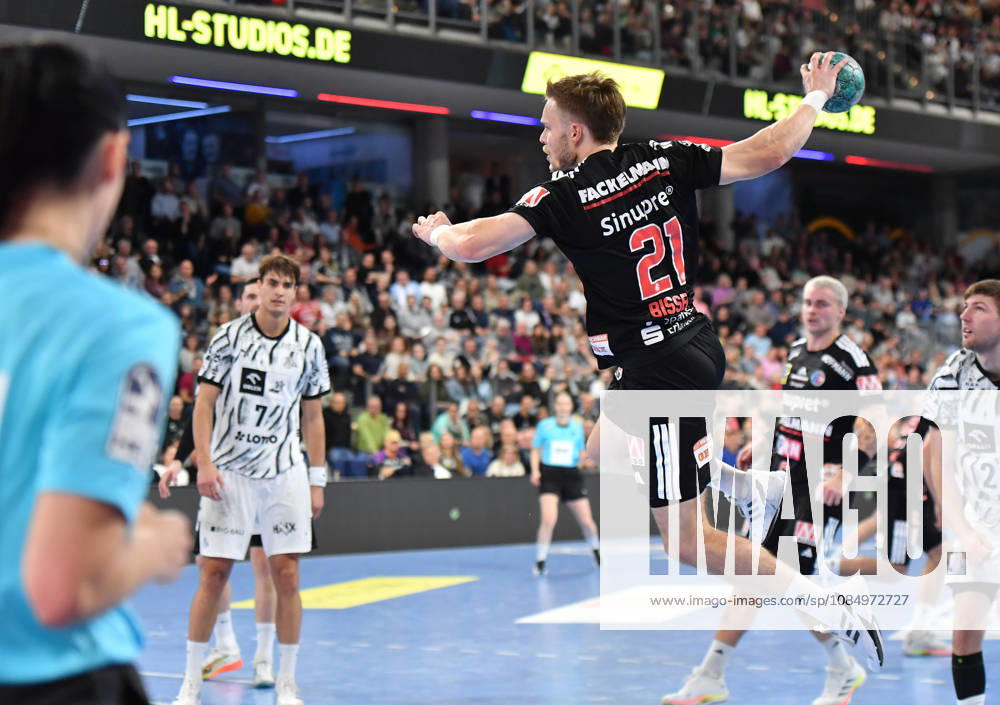 2 - Handball - 1. Bundesliga DAIKIN HBL - Saison 2026 2027 - 10. Spieltag: HC Erlangen Metropolregion Nürnberg HCE - THW Kiel - OGo - - Christopher Bissel (21, HC Erlangen HCE )