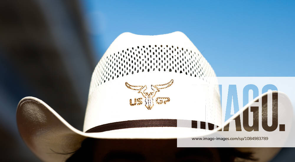 F1 Grand Prix USA - Saturday Arrivals Fans gather in the paddock ahead of the Formula 1 MSC Cruises United States Grand Prix at Circuit of the Americas in Austin, Texas, United States, on October 24, 2026. Austin Texas United States