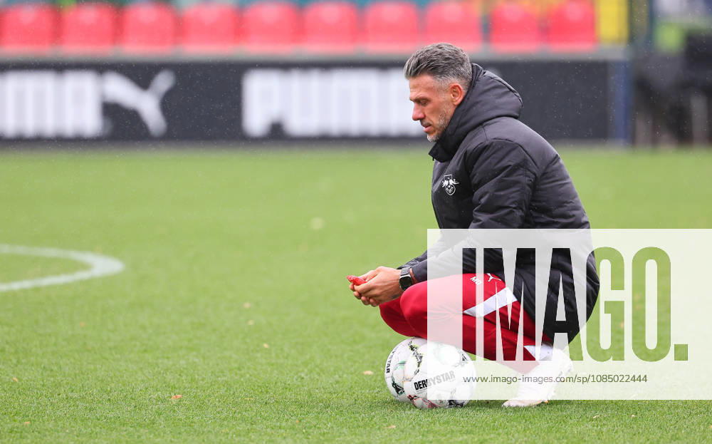RB Leipzig Training Bundesliga Leipzig, 25.10.2026, RBL Akademie Trainingszentrum, Fussball, Bundesliga , RB Leipzig - Training , Im Bild: Trainer Martin Demichelis, RB Leipzig ,