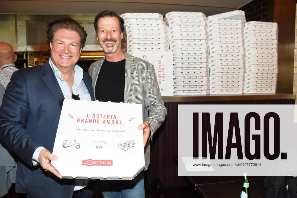 Francis Fulton Smith Schauspieler Klaus Rader L«Osteria Aufsichstratsvorsitzender Muenchen 11.05.2022 Promis backen Pizza fuer den guten Zweck: ãA Worldchanger Story by LÕOsteria-Kuenstkerhaus Muenchen