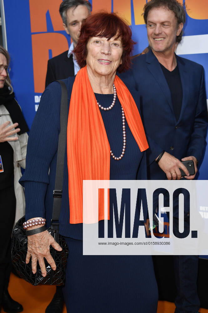 Regina Ziegler bei der Premiere des Kinofilms Stasikomödie im Delphi Filmpalast am Zoo. Berlin