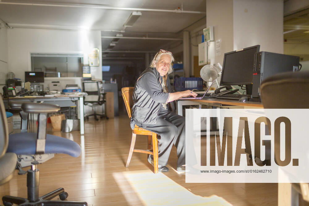 Sandy Close, at the New American Media office, now closed, Friday Dec. 1, 2017 in San Francisco, CA. ..â€oeFor more than 45 years, Sandy Close brought the unlikeliest of voices into journalism, mentoring and publishing refugees from Vietnam and Afghanistan, incarcerated youth offenders, and young men who hustled drugs on the streets but knew their communities intimately. Now after more than 45 years, Pacific News Service and New American Media, the organizations she ran, are closing up shop, ending a media institution whose influence will continue to be felt through the scores of talented alumni working in journalism today. San Francisco USA - ZUMAk74_ 20171201_znp_k74_007