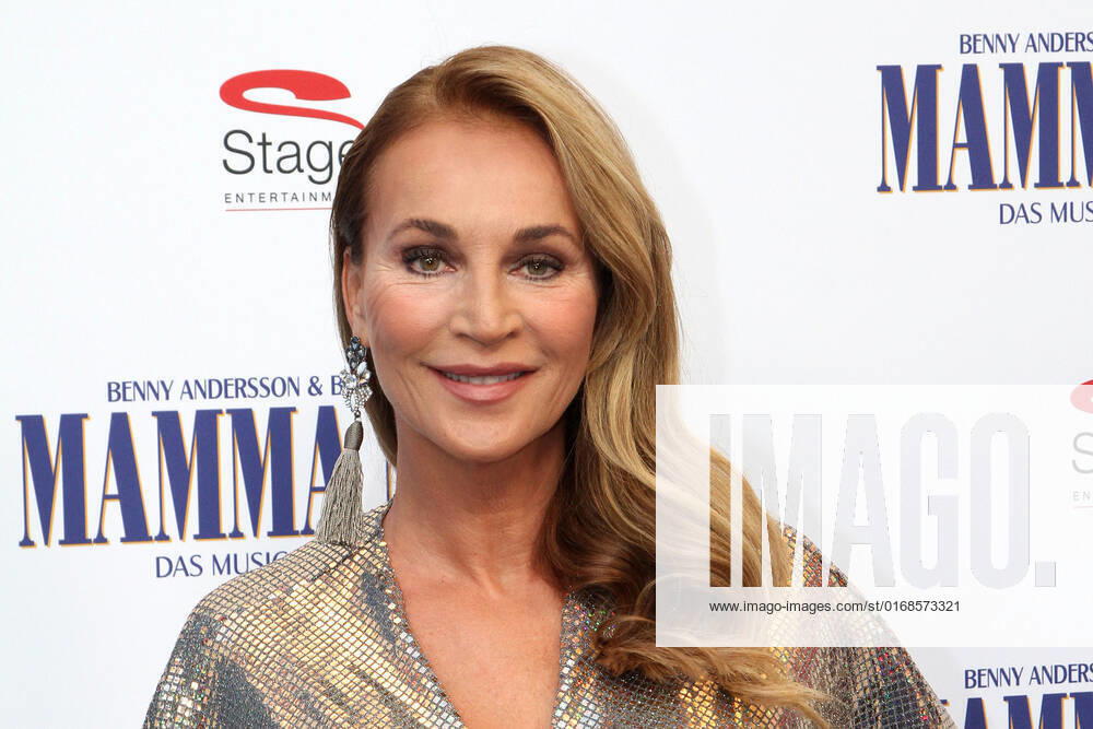 Caroline Beil bei der Gala Premiere vom Musical Mamma Mia! am 11.09.2022 in Hamburg Mamma Mia ist zurück- das Erfolgsmusical feiert große Gala Premiere in Hamburg