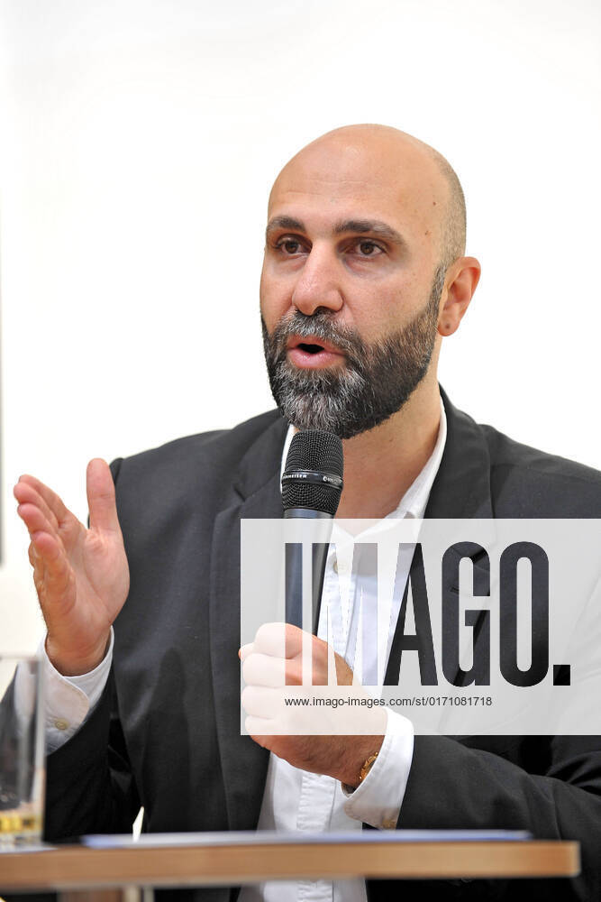 Frankfurter Buchmesse 2022. Autor Ahmad Mansour am 21.10.2022 auf der Frankfurter Buchmesse. 20221019MWI48717