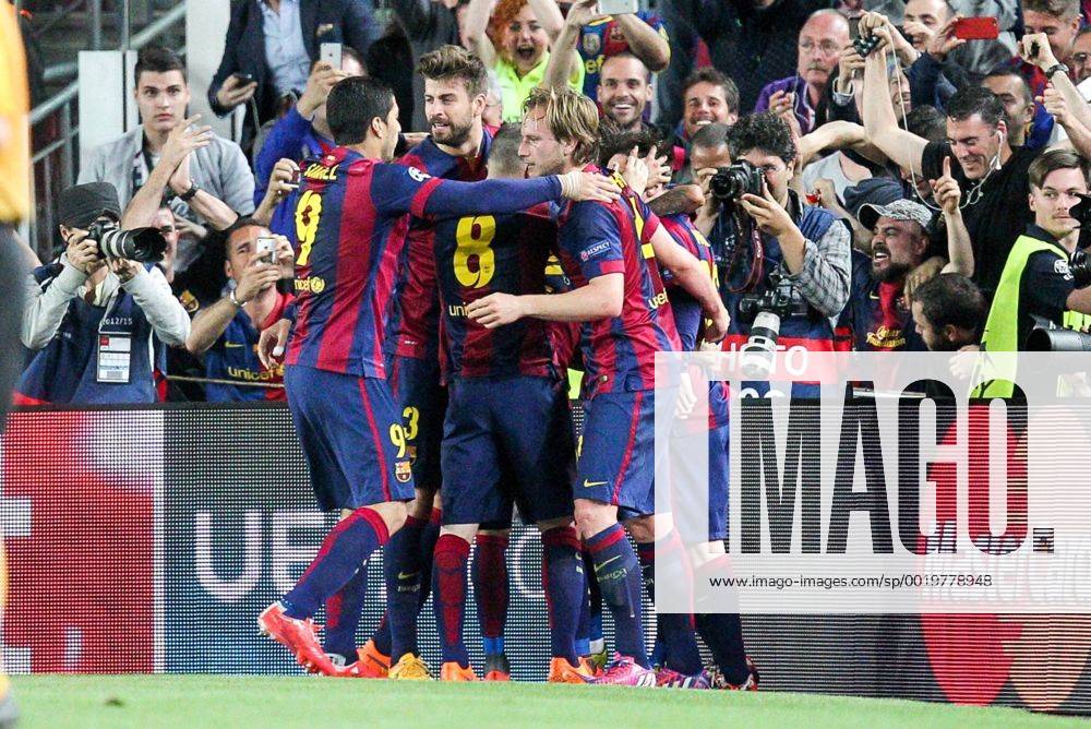 Die Mannschaft freut sich ueber das Tor von +g10 ueber das 1:0 , FC Barcelona Barca vs. FC Bayern Muenchen, Fussball, Champions League, 06.05.2015 , EP_CKT
