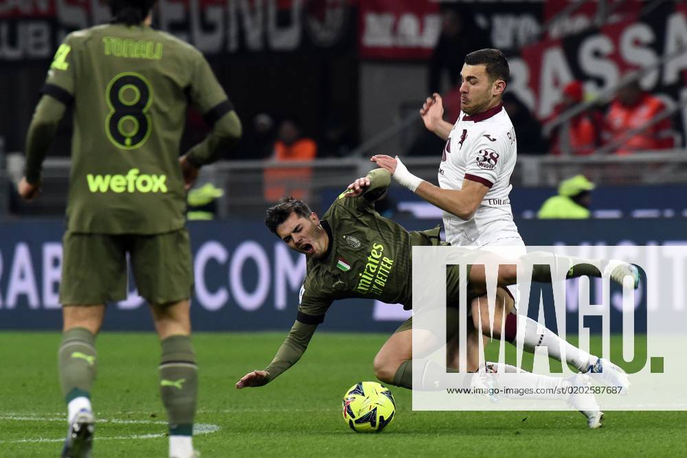 Foto IPP Paolo Bona Milano 10 02 2023 Campionato Serie A di Calcio stagione 2022 2023 Milan-Torino Nella foto Brahim Diaz e Alessandro Buongiorno Italy Photo Press Worldwide Copyright