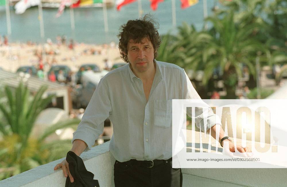 STEPHEN REA British Actor. (Seen at the Cannes Film Festival) COMPULSORY CREDIT: UPPA Photoshot Photo UGL 009574 M-21 22.05.1995 STEPHEN REA British Actor. (Seen at the Cannes Film Festival) COMPULSORY CREDIT: Starstock Photoshot Photo UGL 009574 M-21 22.05.1995, Credit:Photoshot Avalon United Kingdom