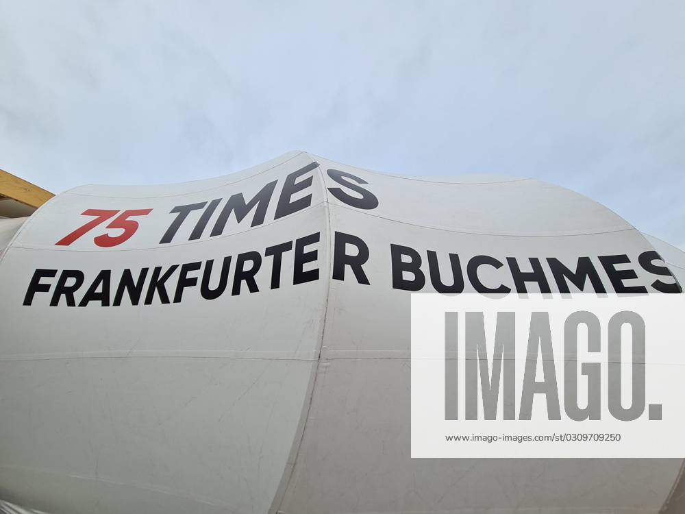 Frankfurt Main, Hessen, Deutschland, 22.10.2023: Frankfurter Buchmesse 2023 mit dem Slogan 75 Times , da die Messe zum 75. Mal stattfindet