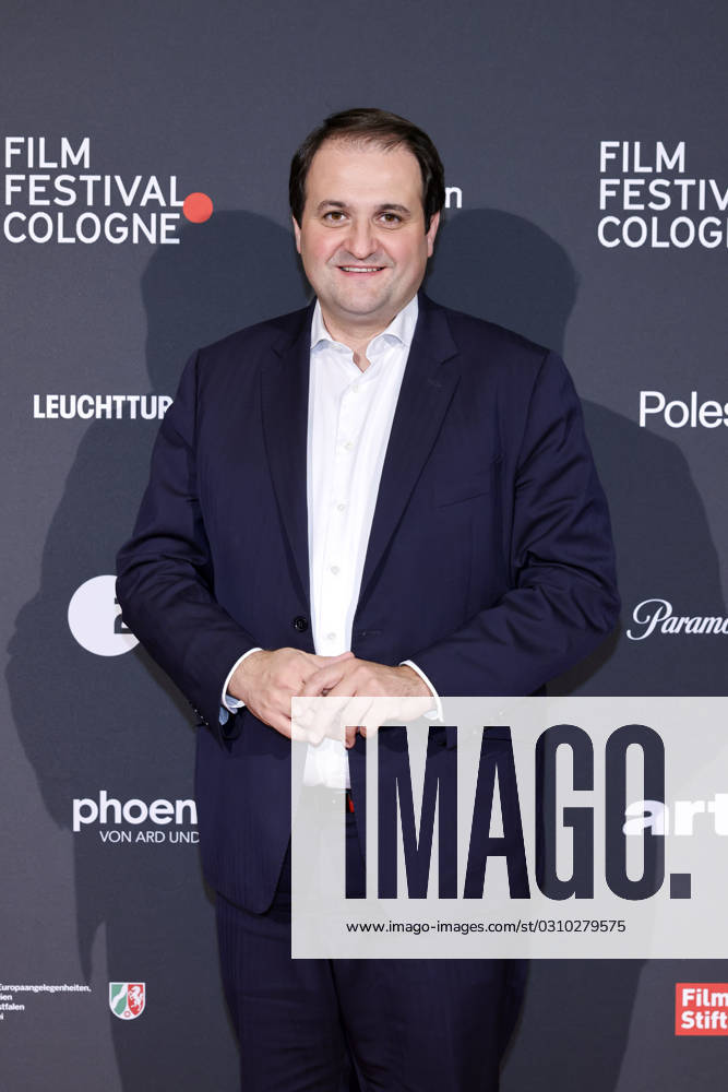 Politiker Nathanael Liminski (CDU), Minister für Bundes- und Europaangelegenheiten, Internationales, Medien und Chef der Staatskanzlei NRW, beim NRW-Medienpreis für entwicklungspolitisches Engagement im Rautenstrauch-Joest Museum. Köln, 25.10.2023 NRW Deutschland