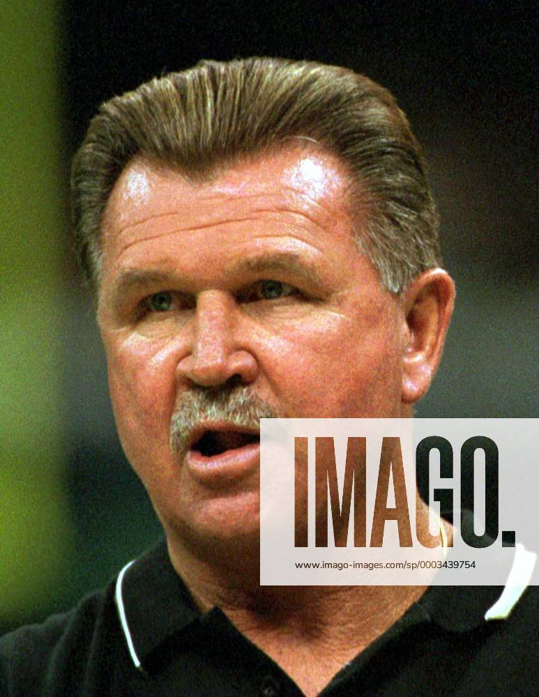 Trainer Mike Ditka (New Orleans Saints) - (NOP97101205) American Football Herren NFL, 1997 1998, Porträt American Football Herren NFL, 1997 1998, Porträt