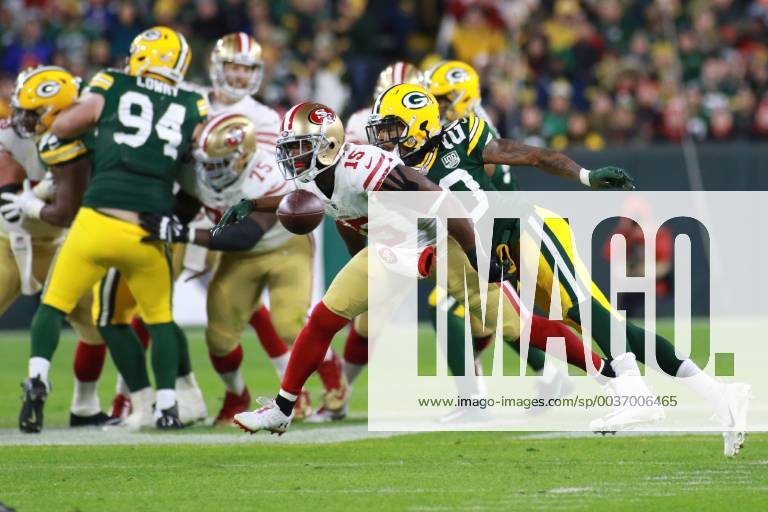 GREEN BAY, WI - OCTOBER 15: Green Bay Packers cornerback Kevin King (20) defends a pass intended for San Francisco 49ers wide receiver Pierre Garcon (15) during a game between the Green Bay Packers and the San Francisco 49ers at Lambeau Field on October 15, 2018 in Green Bay, WI. (Photo by Larry Radloff Icon Sportswire) NFL American Football Herren USA OCT 15 49ers at Packers Icon1810152066