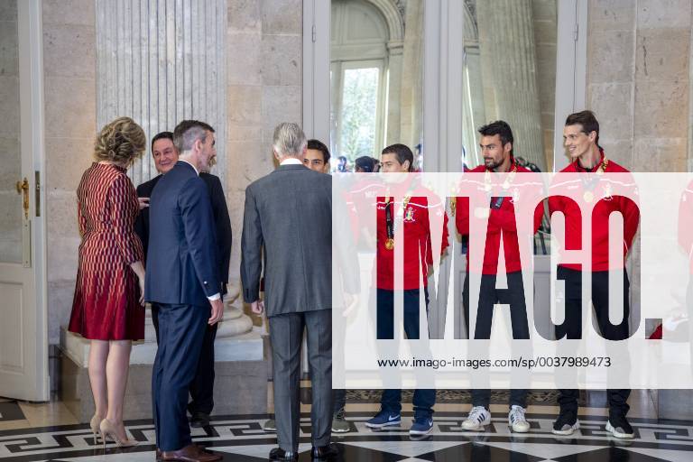 Queen Mathilde of Belgium, King Philippe - Filip of Belgium greet Belgian Hockey Federation chairman Marc Coudron, Belgian Hockey Federation Secretary-General Serge Pilet, Belgium s captain Thomas Briels, holding the World Cup trophy, Belgium s John-John Dohmen, Belgium s Simon Gougnard and Belgium s Felix Denayer pictured during a reception to honour the new hockey world champions, the Belgian Red Lions team, in the Royal castle in Laken - Laeken, Tuesday 18 December 2018. Red Lions won 3-2 the final against The Netherlands in India last last Sunday. HATIMxKAGHAT x05493033x
