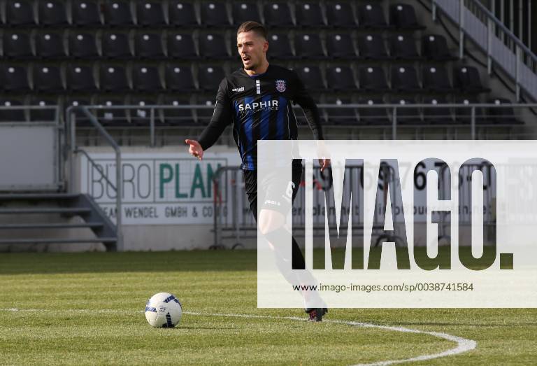 Frankfurt am Main , PSD Bank Arena am Bornheimer Hang Regionalliga Süd Saison 2018 2019 Testspiel FSV Frankfurt gegen Viktoria Aschaffenburg Fabian Burdenski (6, FSV Frankfurt)