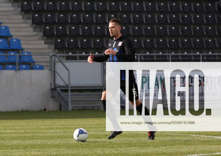 Frankfurt am Main , PSD Bank Arena am Bornheimer Hang Regionalliga Süd Saison 2018 2019 Testspiel FSV Frankfurt gegen Viktoria Aschaffenburg Fabian Burdenski (6, FSV Frankfurt)
