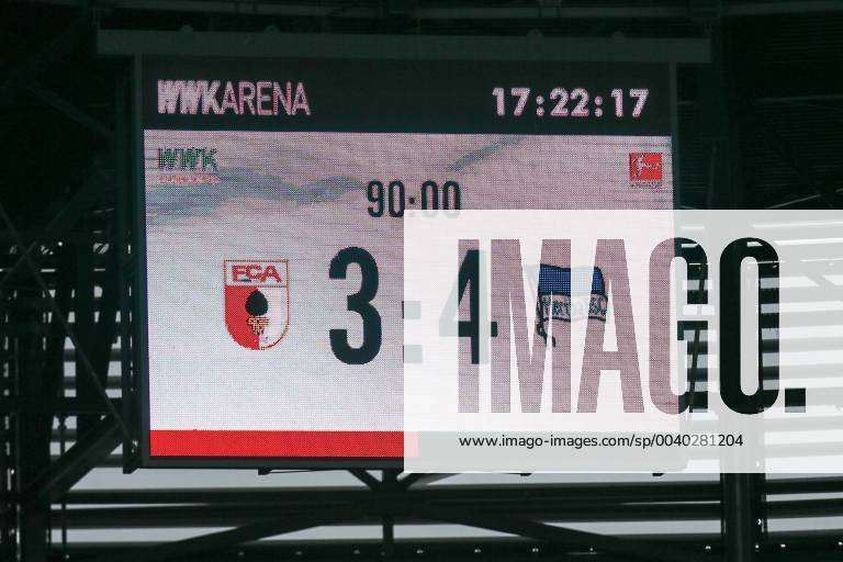 Endstand auf der Anzeigetafel 3:4, FC Augsburg vs. Hertha BSC Berlin, Fussball, 1.Bundesliga, 11.05.2019, DFL REGULATIONS PROHIBIT ANY USE OF PHOTOGRAPHS AS IMAGE SEQUENCES AND OR QUASI-VIDEO Augsburg Bayern Deutschland
