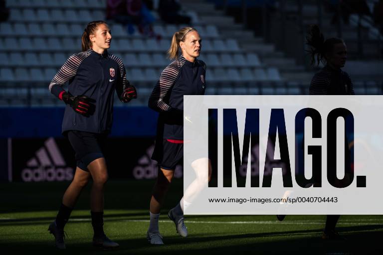 Goalkeeper Cecilie Haustaker Fiskerstrand and goalkeeper Ingrid Hjelmseth of Norway during warm up ahead of the FIFA Women s World Cup match between Norway and Nigeria on June 8, 2019 in Reims. Photo: Fredrik Varfjell BILDBYRAN kod FV 150256