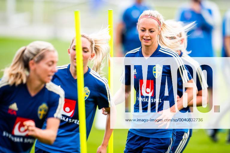 Amanda Ilestedt of Sweden during a training session June 19, 2019 in Le Havre. Photo: Simon Hastegard Bildbyran Kod SH 180077 bbeng fotboll football fotball soccer dam women kvinner frankrike france vm vm 2019 verdensmesterskap världsmästerskap fifa women s world cup 2019 world cup sweden sverige träning training practice