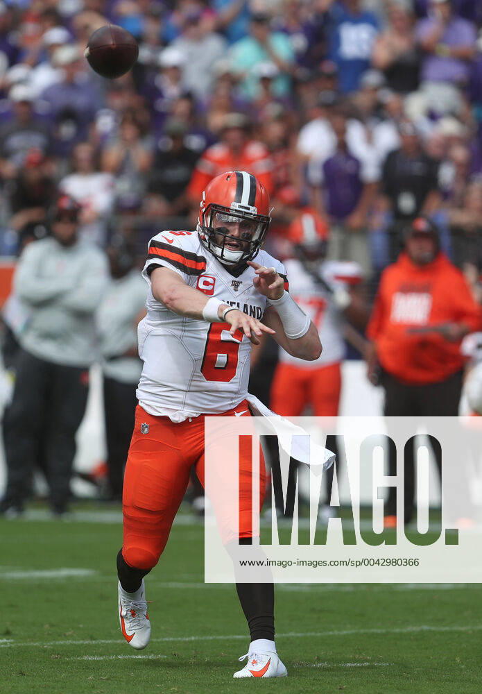 NFL, American Football Herren, USA 2019: Browns vs Ravens SEP 29, Cleveland Browns QB Baker Mayfield (6) in action during a game against the Baltimore Ravens at M&T Bank Stadium in Baltimore, Maryland on September 29, 2019. Photo Mike Buscher Cal Media Sipa USA(Credit Image: © Mike Buscher Cal Sport Media Sipa USA CSM Sipa USA) NO ARCHIVING, , NO USE IN BOOKS WITHOUT CONSENT Baltimore MD United States