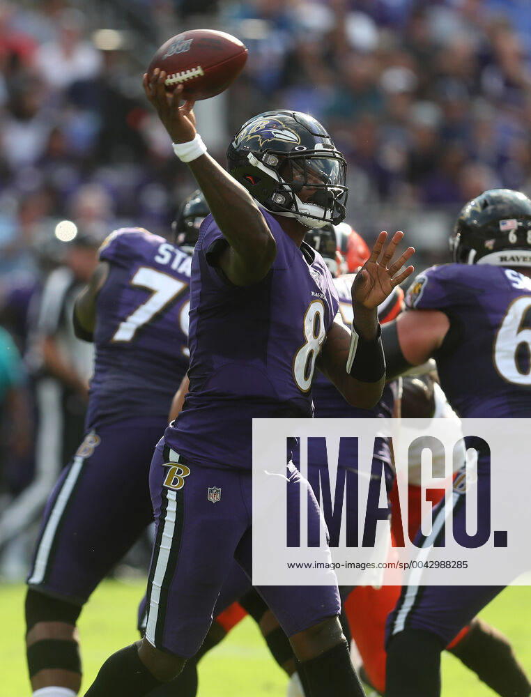 NFL, American Football Herren, USA 2019: Browns vs Ravens SEP 29, Baltimore Ravens QB Lamar Jackson (8) in action during a game against the Cleveland Browns at M&T Bank Stadium in Baltimore, Maryland on September 29, 2019. Photo Mike Buscher Cal Media Sipa USA(Credit Image: © Mike Buscher Cal Sport Media Sipa USA CSM Sipa USA) NO ARCHIVING, , NO USE IN BOOKS WITHOUT CONSENT Baltimore MD United States