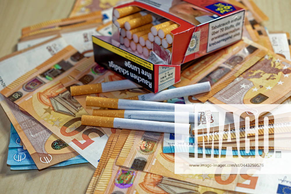 Finanzen, geld, geldscheine, geöffnet, kosten, medizin, nahaufnahme, preise, schachtel, steuer, steuererhöhung, steuern, tabak, tabaksteuer, teuer, währung, zigaretten