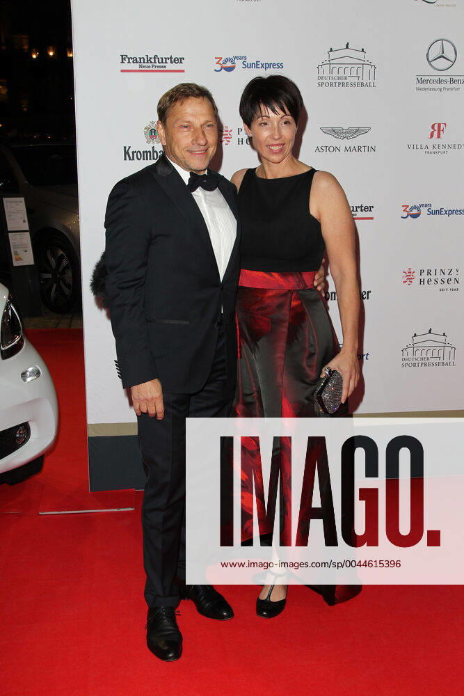 Richy Mueller mit Ehefrau Christl Stumhofer Deutscher Sportpresseball 2019 an der alten Oper in Frankfurt am 09.11.2019