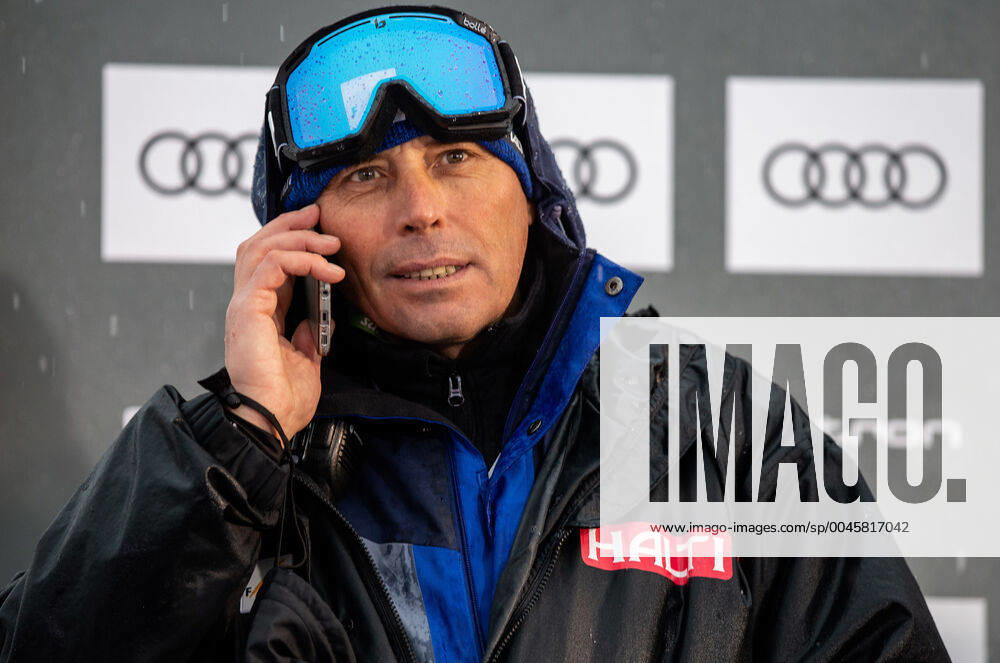 ALPINE SKIING - FIS WC Val Gardena VAL GARDENA,ITALY,21.DEC.19 - ALPINE SKIING - FIS World Cup, downhill, men. Image shows race director Markus Waldner (FIS). GEPAxpictures xHaraldxSteiner
