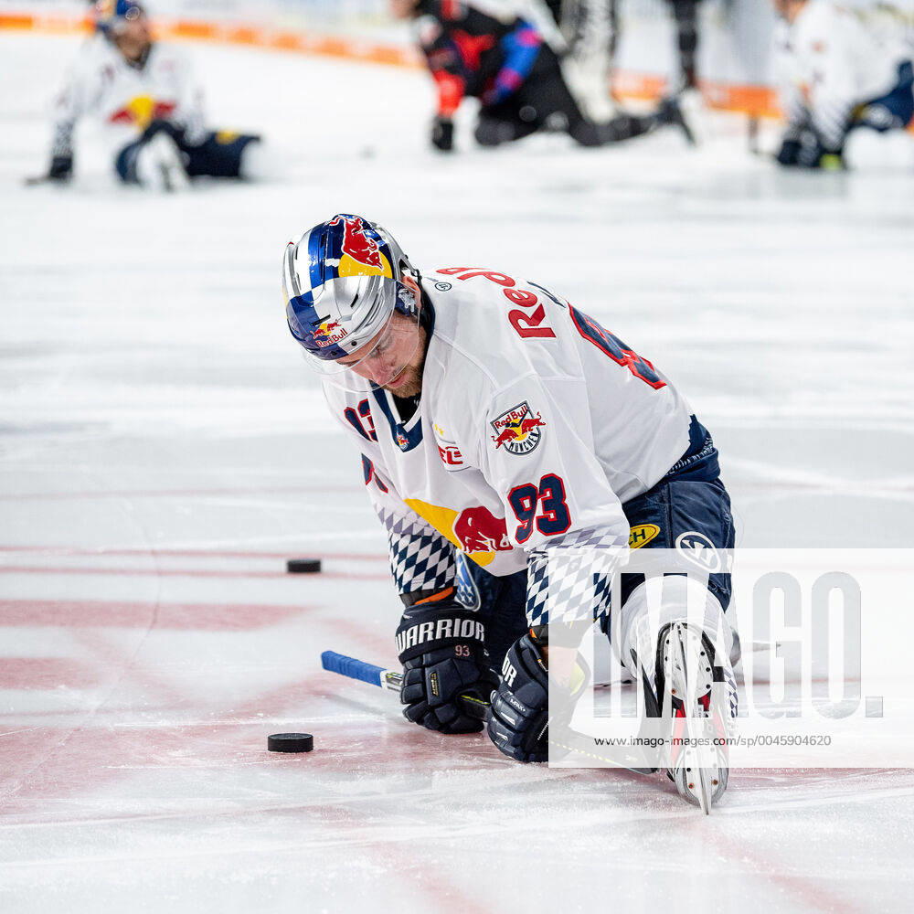 Maximilian Kastner (93, EHC Red Bull Muenchen, RBM ) Warmup, Thomas Sabo Ice Tigers Nuernberg vs. EHC Red Bull Muenchen, Eishockey, DEL, 28.12.2019, Thomas Sabo Ice Tigers Nuernberg vs. EHC Red Bull Muenchen, Eishockey, DEL, 28.12.2019 Nuernberg