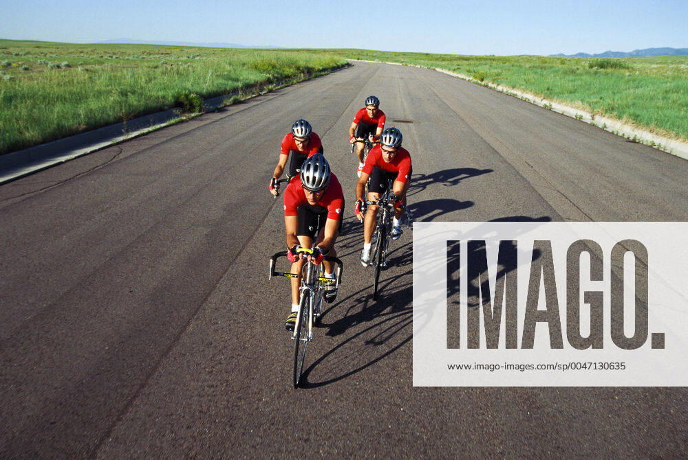 Cycling Road cycling, Rad, Radsport, Strasse team in action. ,model released, Symbolfoto