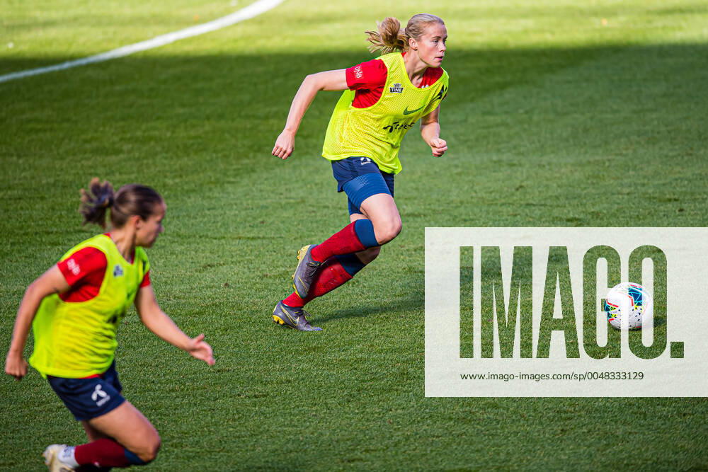 Julie Blakstad of the Norwegian women?s national football team during a training session on September 19, 2020 in Oslo. Photo: Marius Simensen BILDBYRAN Cop 238 bbeng dam em-kval em-kvalifisering kvinner em-kvalik football fotball fotboll norge norway soccer training trening träning UEFA EURO, EM, Europameisterschaft,Fussball Qualifier, EM, Europameisterschaft
