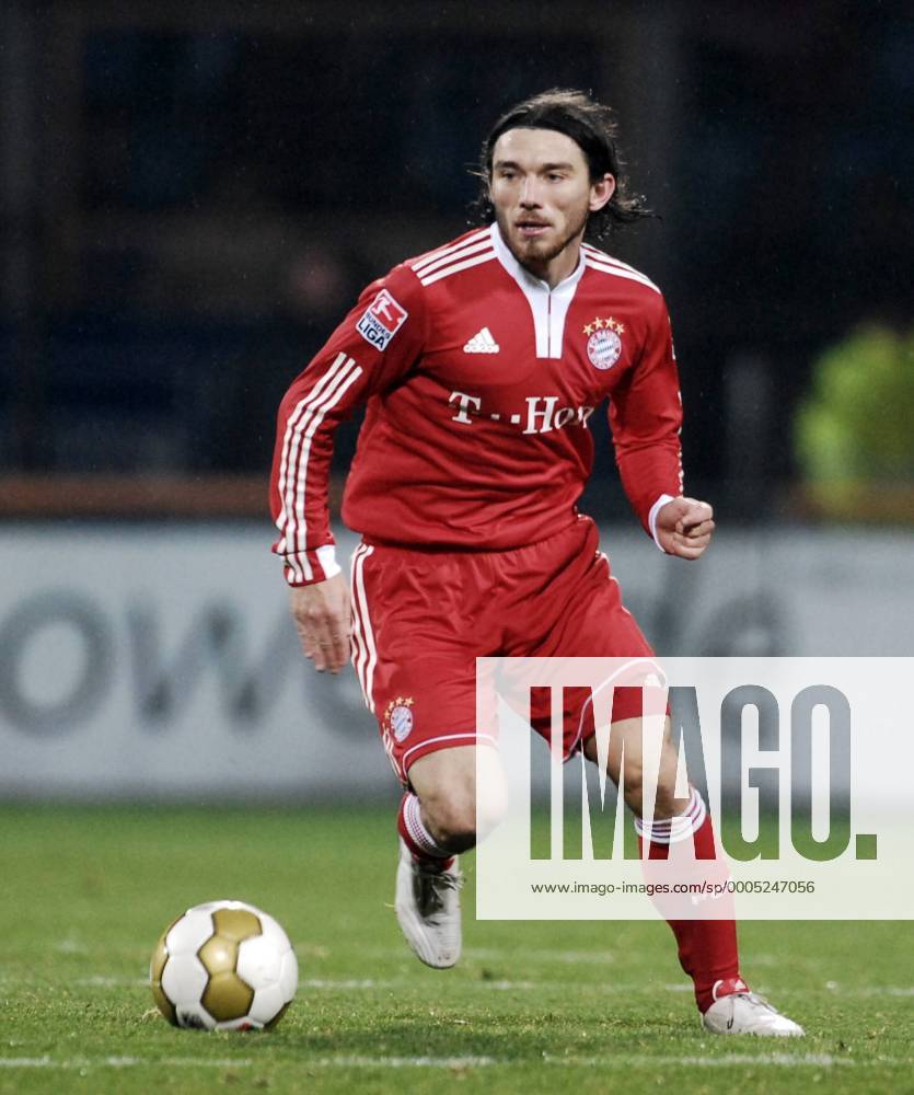Fußball Bundesliga, 16. Spieltag, 12.12.2009, VfL Bochum - FC Bayern München 1:5; Danijel PRANJIC ( Bayern München)