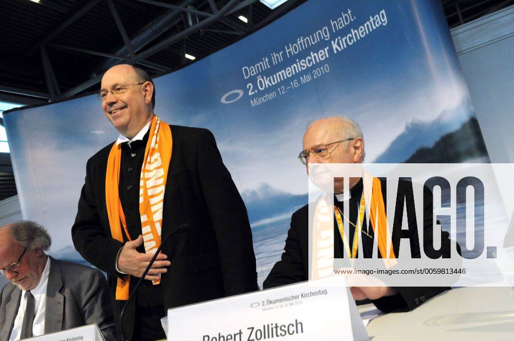 Pressekonferenz mit dem Vorsitzenden der katholischen Deutschen Bischofskonferenz, Robert Zollitsch (re.) und dem Ratsvorsitzenden der Evangelischen Kirche in Deutschland, Nikolaus Schneider (li.), am Samstag (15.05.2010) beim 2. Ökumenischen Kirchentag in München. Unter dem Leitwort Damit ihr Hoffnung habt finden in München bis Sonntag rund 3.000 Veranstaltungen statt. Mehr als 125.000 Dauerteilnehmer haben sich zu dem Christentreffen angemeldet. (Siehe epd-Meldung vom 15.05.2010) DER ABDRUCK DES EPD-FOTOS IST HONORARPFLICHTIG! 2. Ökumenischer Kirchentag in München 340627