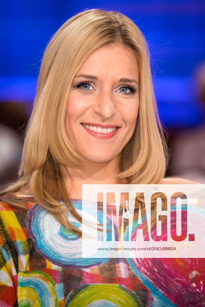 MDR - Riverboat. Sängerin Stefanie Hertel anläßlich der MDR - Talkshow Riverboat am 09.05.2014 im Studio 3 der Mediacity Leipzig.