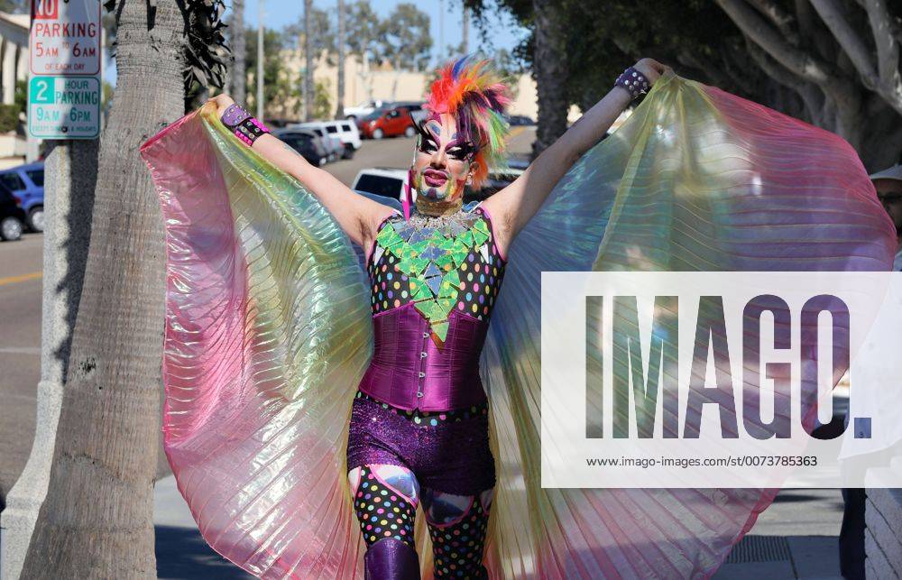 Oceanside, California, USA - 10 8 2016 Oceanside, CA_GLAM GLITZ enjoys himself at downtown Oceanside, California at the annual North County Pride at the Beach festival. The event was sponsored by the North County LGBTQ Resource Center. He was one of the event s MC s._ Photo by Oceanside USA - ZUMAn47_