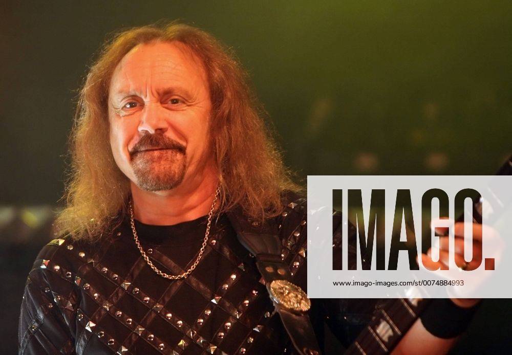 Aug 04, 2009 - San Diego, California, USA - IAN HILL of Judas Priest performs in concert at San Diego State University s Open Air Theatre - ZUMAr06_ 20090804_mkh_r06_177