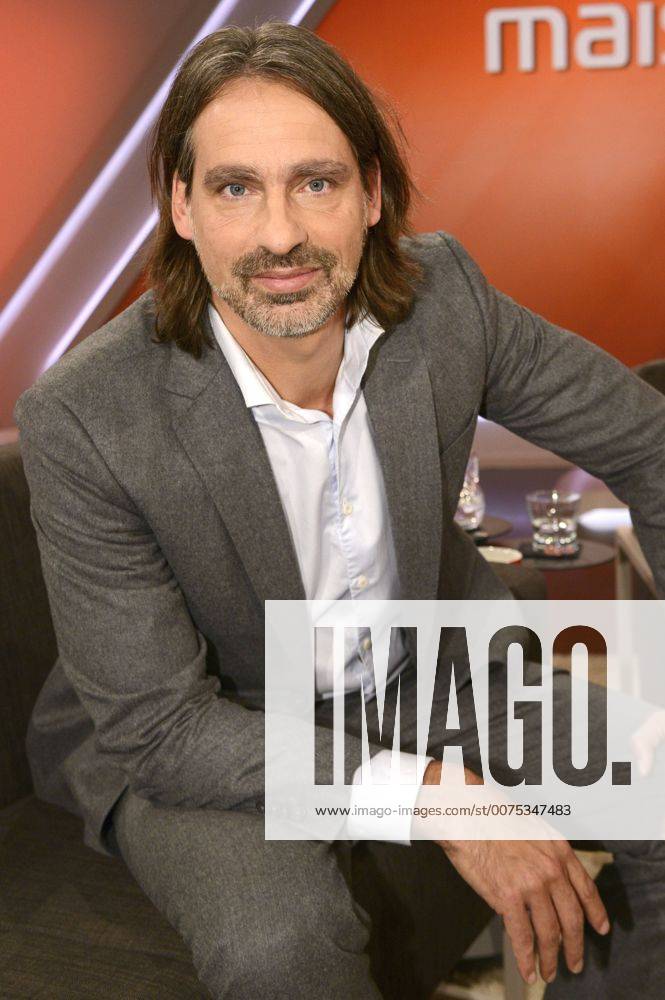 Richard David Precht in der ARD-Talkshow Maischberger im WDR Studio BS 3. Köln, 14.12.2016 Foto:xJ.xFuturexImage