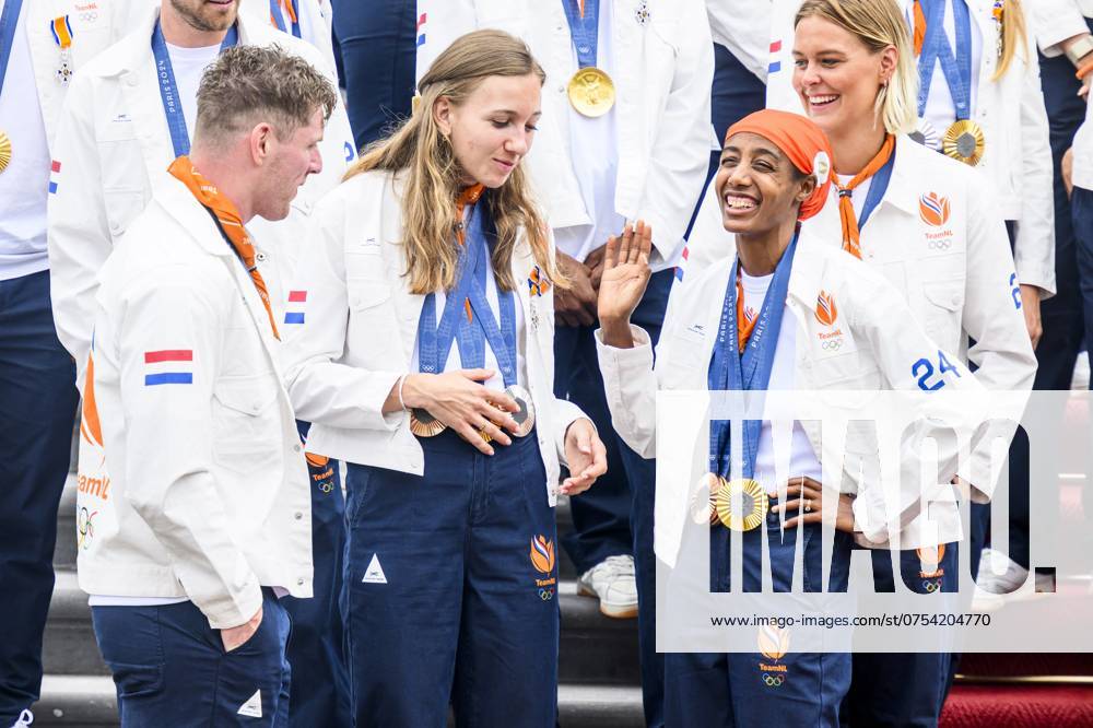 Den Haag, The Netherlands, 2024-08-13 15:29:31 THE HAGUE, 13-08-2024, Huis ten Bosch PalaceKing Willem Alexander and Queen Maxima receive the Dutch medal winners of the 2024 Summer Olympics in Paris at Huis ten Bosch PalacePHOTO: NLBeeld Patrick van EmstIn the photo: Harrie Lavreysen, Sifan Hassan, Sharon van Rouwendaal and Femke Bol Credit: NL Beeld Patrick van Emst