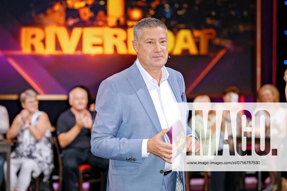 MDR - Riverboat. Moderator Joachim Llambi anläßlich der Aufzeichnung der MDR - Talkshow Riverboat am 23.08.2024 in der Mediacity Leipzig. 20240823SFL0002