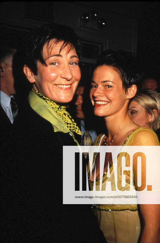 Sept. 24, 2007 - 6TH ANNUAL BOATHOUSE ROCK TO BENEFIT AMFAR NEW YORK CITY 06-09-1997.K.D. LANG AND GIRLFRIEND LEISHA HAILEY. KELLY JORDAN- - ZUMAg49_ 20070924_gaf_g118_117