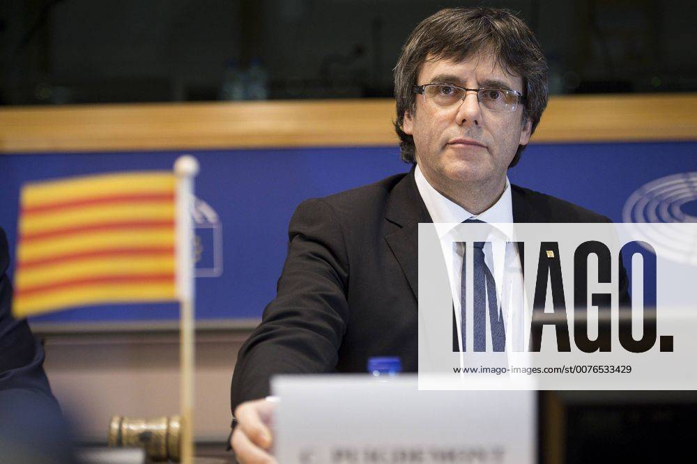 Konferenz zu katalanischem Unabhängigkeitsreferenderum in Brüssel January 24, 2017 - Brussels, Bxl, Belgium - Carles Puigdemont President of the Catalan government take part in the conference on The Catalan Independence Referendum at European Parliament headquarters in Brussels, Belgium on 24.01.2017 by Brussels Belgium - ZUMAw80_ 20170124_zaf_w80_012