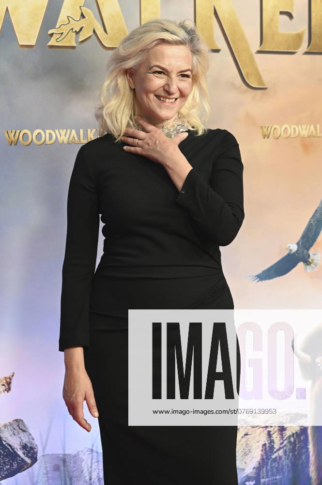 Martina Gedeck bei der Premiere des Kinofilms Woodwalkers im Mathäser Filmpalast. München