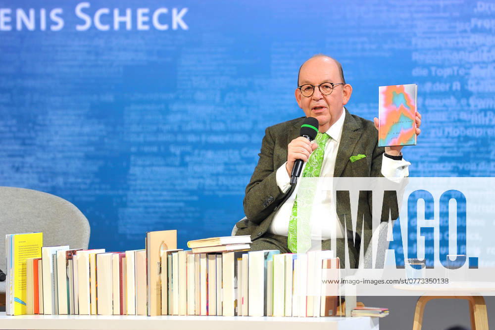 Frankfurter Buchmesse 2024. Literaturkritiker Denis Scheck am 17.10.2024 auf der Frankfurter Buchmesse. 20241017MWI010073
