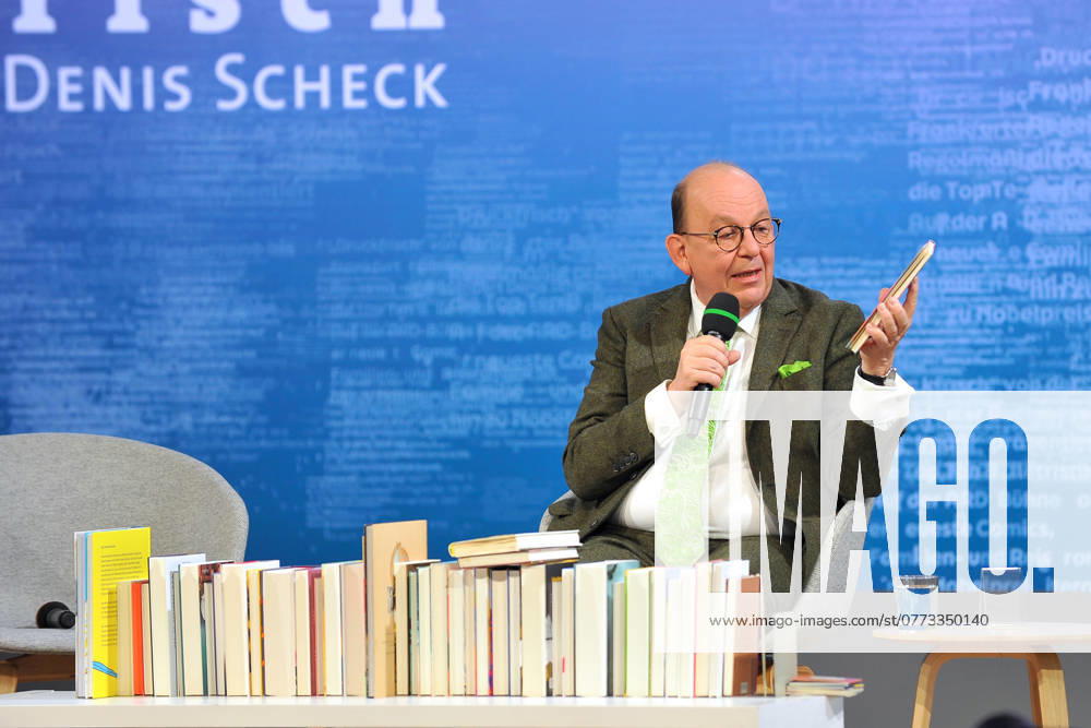 Frankfurter Buchmesse 2024. Literaturkritiker Denis Scheck am 17.10.2024 auf der Frankfurter Buchmesse. 20241017MWI010074
