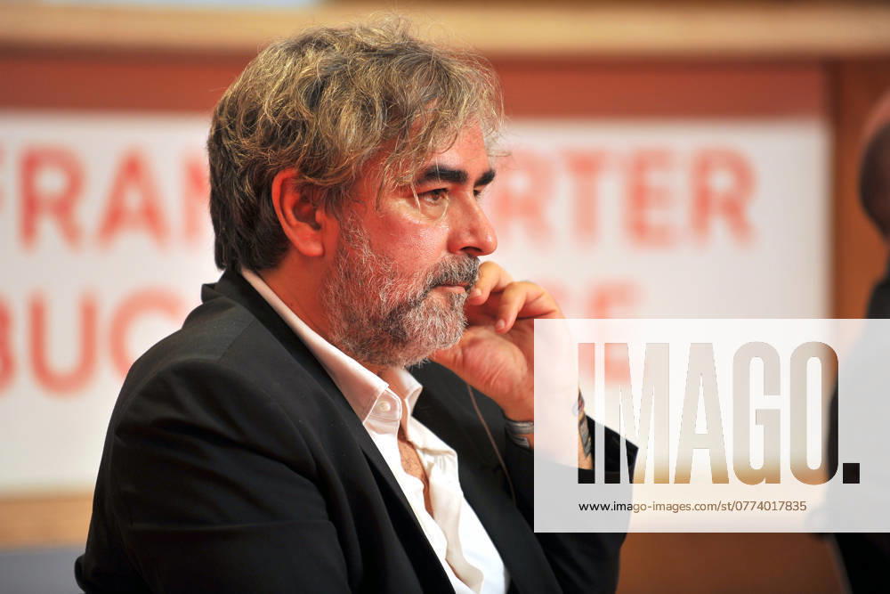 Frankfurter Buchmesse 2024. Journalist Deniz Yücel am 19.10.2024 auf der Frankfurter Buchmesse. 20241019MWI011532