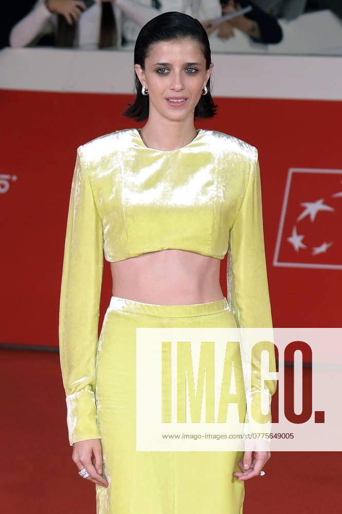 Benedetta Porcaroli bei der Premiere des Kinofilms Modi - Three Days on the Wings of Madness auf dem 19. Internationalen Filmfestival von Rom Festa del Cinema di Roma 2024 im Auditorium Parco della Musica. Rom
